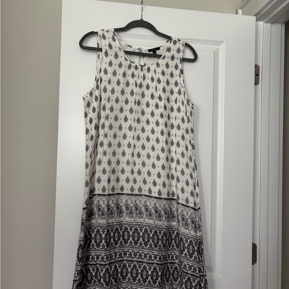 Cupio Dresses & Skirts - Cupio NWOT Light Purple & White Sleeveless Midi Sundress